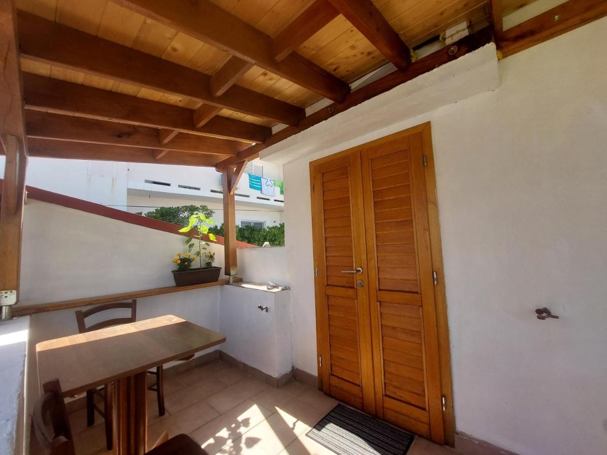 Studio Apartment Iva - 50 M From The Sea-Balcony Pag Town Exterior foto